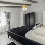 Black Diamond فيرسار