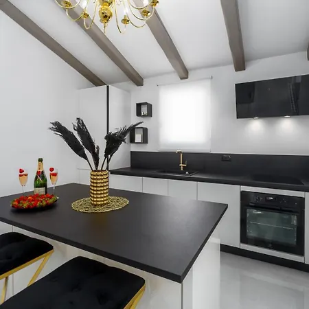 アパート Black Diamond *